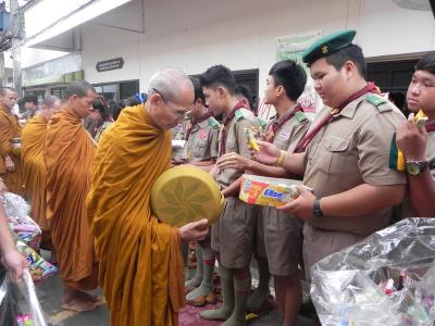 58-ทำบุญตักบาตรวันคล้ายวันสถาปนาวิทยาลัย 1